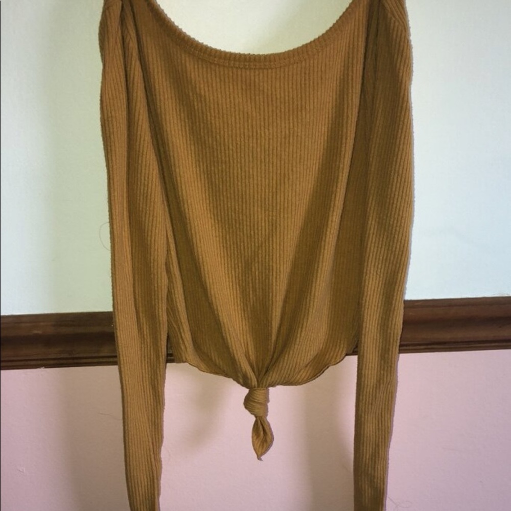 Cropped sweater